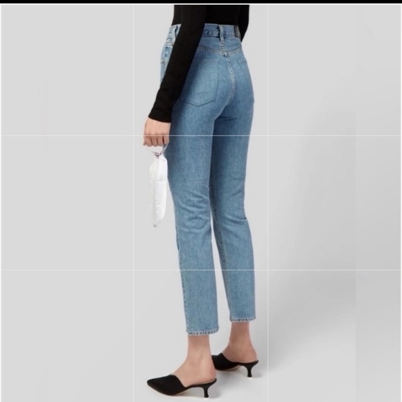 Authentic Moncler Sporty Sunglasses with original cloth and case - Picture 5 of 6